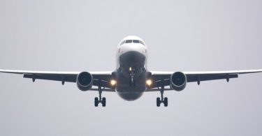 Aerolíneas de EU rechazan que se usen sus aviones para separar familias