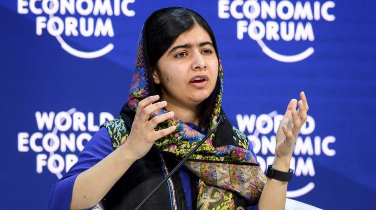 Davos 2018: Yo no puedo escolarizar a todas las niñas del mundo, Malala
