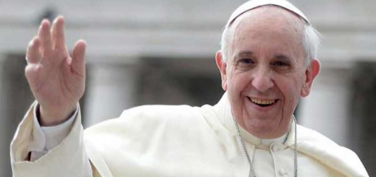 La pobreza no es inevitable: Papa Francisco