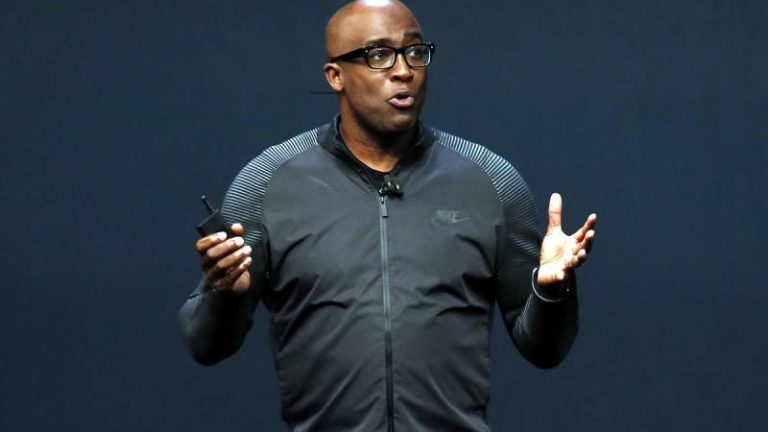 Dos ejecutivos clave se despiden de Nike en un día