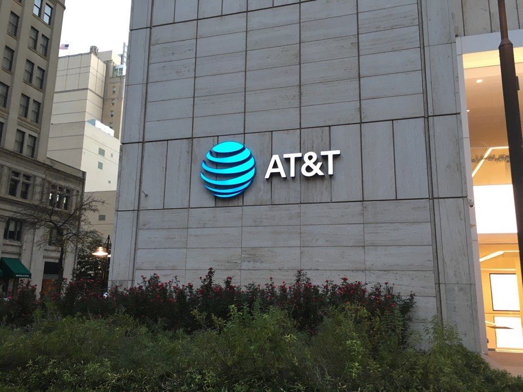 Cobros indebidos de AT&T desencadenan multa de Profeco