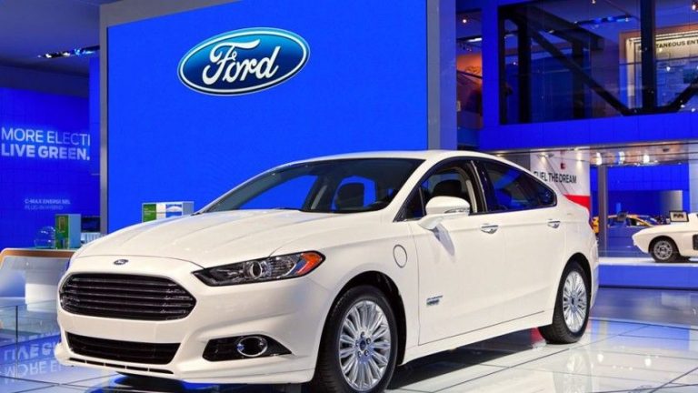 Ford apuesta por autos eléctricos en 2020
