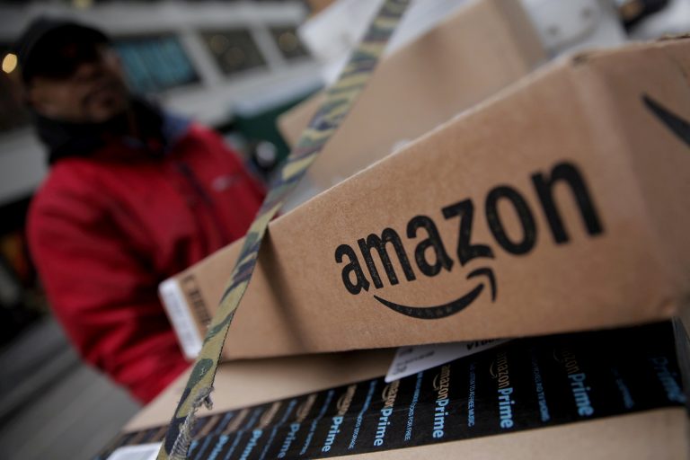 Sustituir a trabajadores por máquinas: Amazon