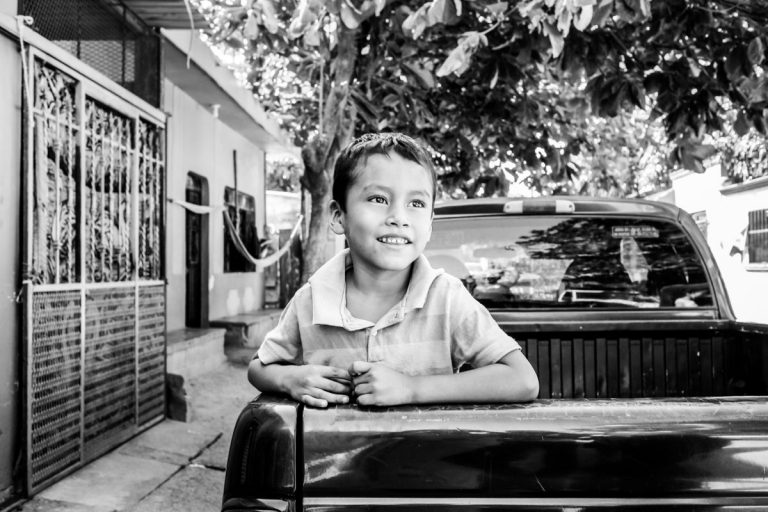 Reconstrucción y cuidado de los niños afectados por los sismos: Fundación C&A y Save the Children