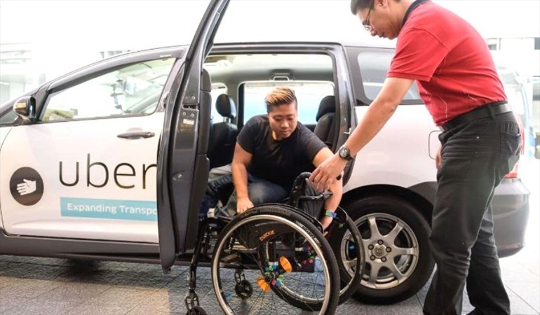 Uber estrena servicio para personas con discapacidad en 8 ciudades