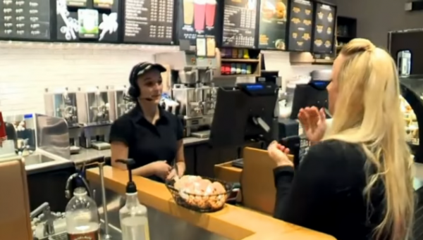 Un café donde solo se hable lengua de signos: Starbucks
