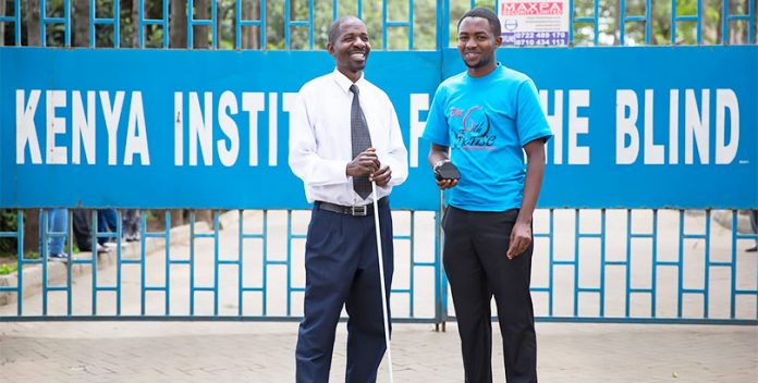 Dispositivo de apoyo para personas con discapacidad visual