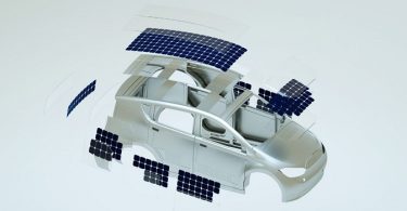 El primer carro eléctrico que se recarga con el sol