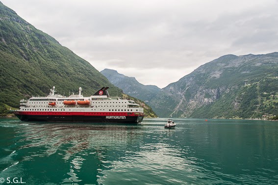  Hurtigruten, Noruega