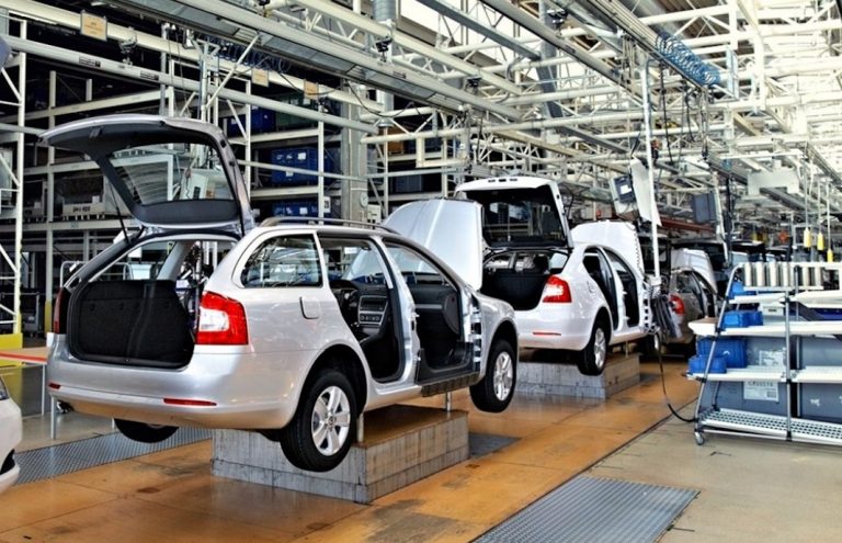 Industria automotriz no elevará salario; pese a acuerdo México -Estados Unidos