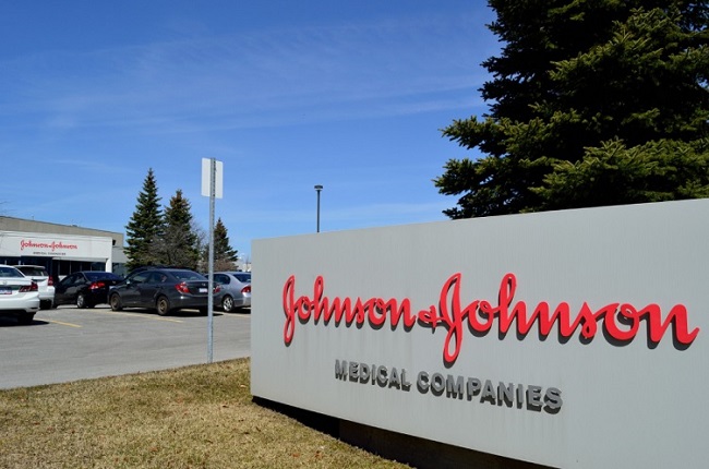 Johnson & Johnson se hunde en Bolsa tras publicarse que sabía que su talco tenía amianto