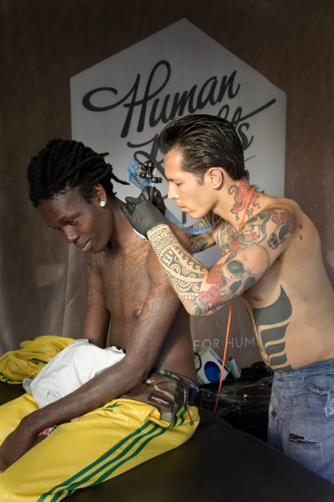 Tatuarse los derechos humanos proyecto de Human Rights Tattoo