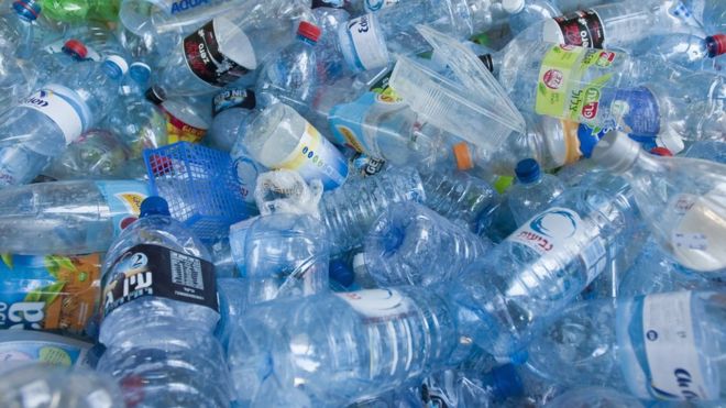 ¿Cómo terminar con el despilfarro de plástico en el mundo?