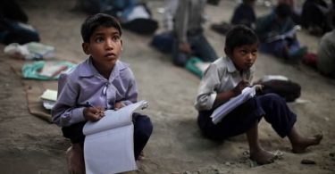 mesa de análisis, Desigualdad económica en la educación de México