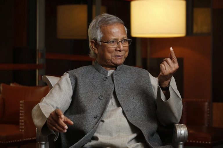 Muhammad Yunus: «El error del capitalismo es interpretar al ser humano solo desde su egoísmo»