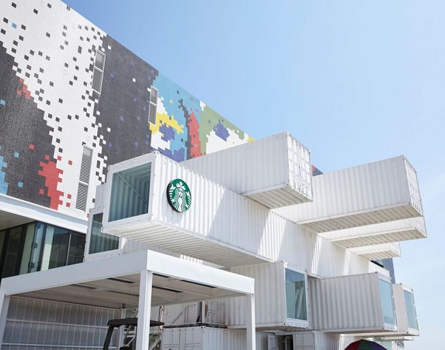 Starbucks hecho con contenedores de Taiwán