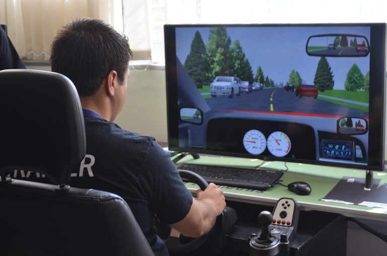 Los empleados de UPS avanzan hacia el objetivo de 20 millones de horas de trabajo voluntario