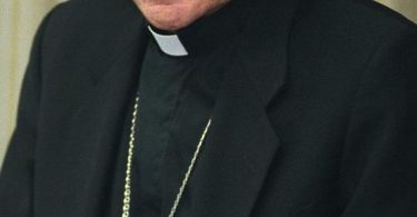 Opus Dei paga casi un millón de USD por proteger sacerd