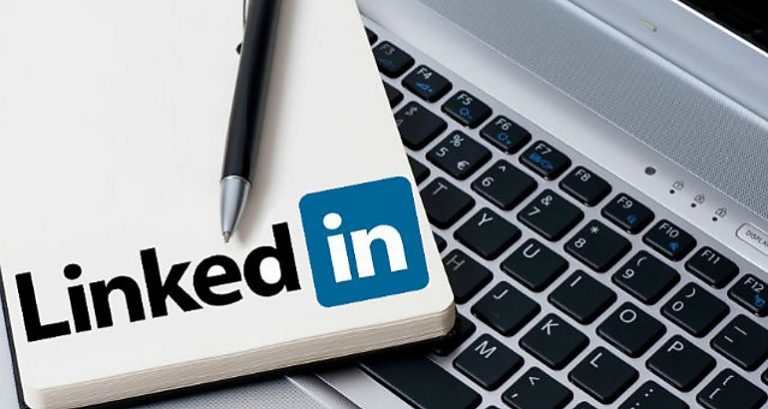 LinkedIn revela que los reclutadores tienen menos probabilidades de hacer clic en el perfil de una mujer