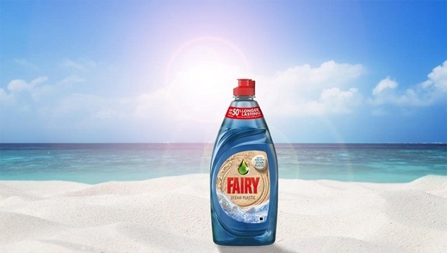 Empresas que han lanzado botellas de plástico recicladas / reciclables - Fairy de Procter and Gamble