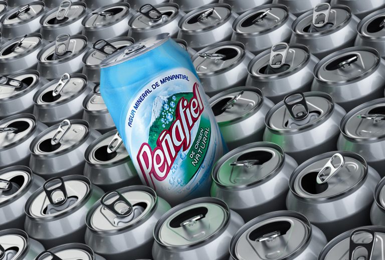 Peñafiel detiene producción en México, por acusaciones sobre contenido