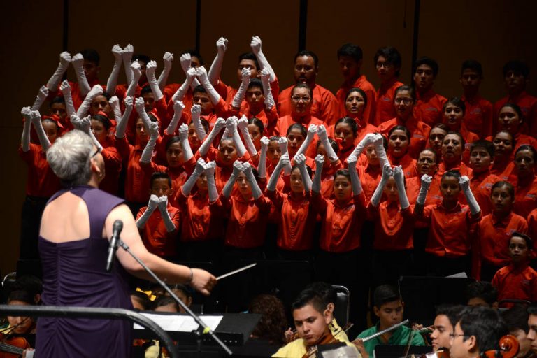 Orquestas de Fundación Azteca son un ejemplo, la SEP replicará el esquema