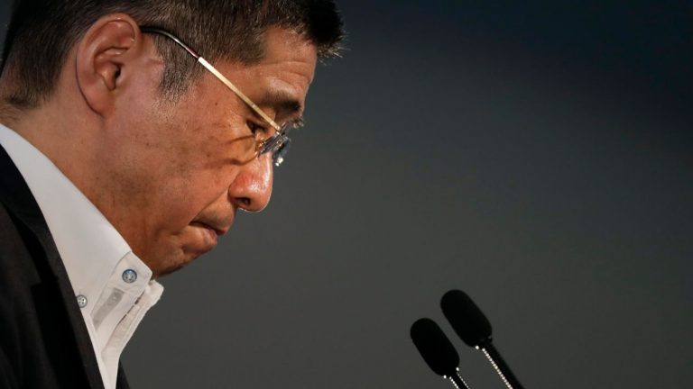 Director de Nissan recibió pagos inapropiados; renuncia