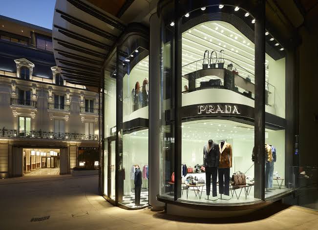 ¿Préstamo a plazo sostenible? Prada firma el primero