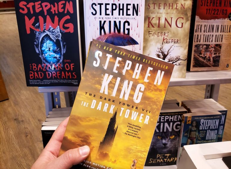 Stephen King habla sobre diversidad; lo critican
