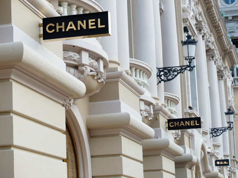 Chanel anuncia compromisos sustentables… de lujo