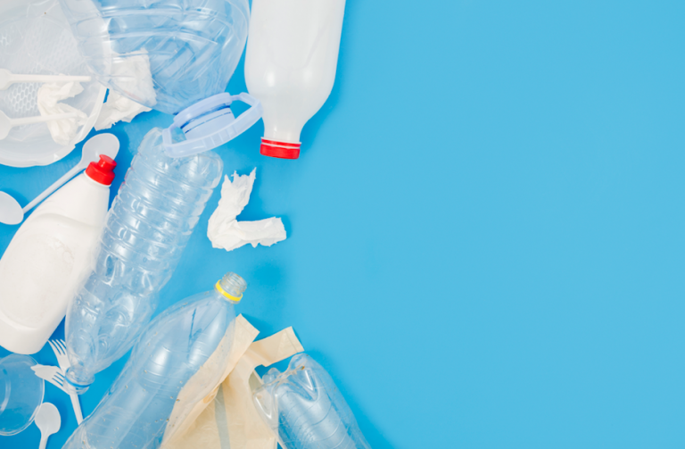 Grandes marcas como Kraft, Kellogg y PepsiCo fallan en lucha vs el plástico: estudio
