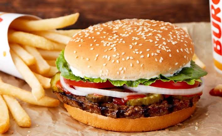 Con innovación mexicana, Burger King venderá carne reducida en metano