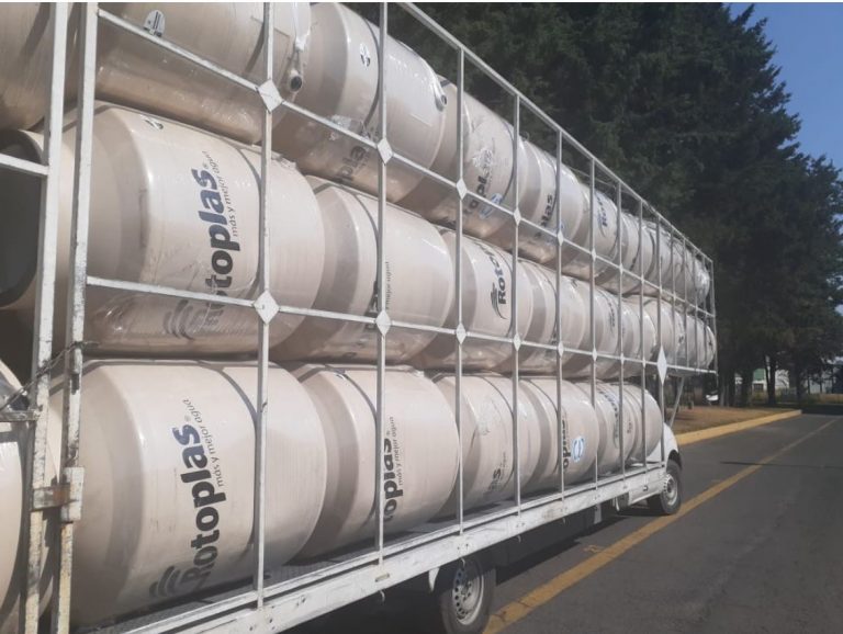 Con más de un millón 400 mil litros de agua disponible, Rotoplas refrenda su compromiso social