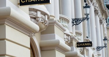 Chanel vincula un bono de sostenibilidad de 600 millones de euros a objetivos basados en la ciencia