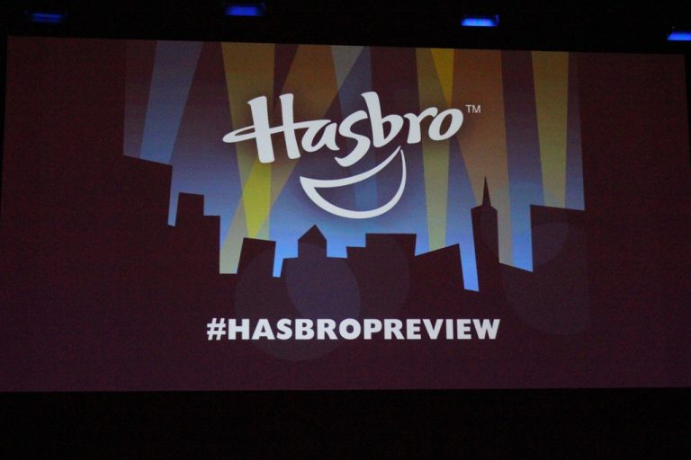 Avanza Hasbro en responsabilidad corporativa de forma brillante
