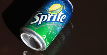 ¿Por qué Sprite se deshace de sus botellas verdes?