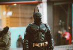 Batman. WarnerMedia lanza trailer COVID-19, con sus íconos cinematográficos usando cubrebocas