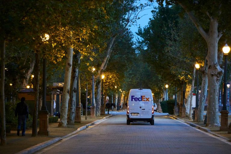 FedEx será Carbono neutral en 2040