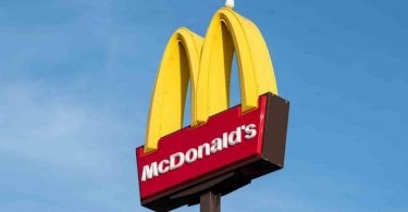 Activistas piden a McDonald’s ser plant based para 2025