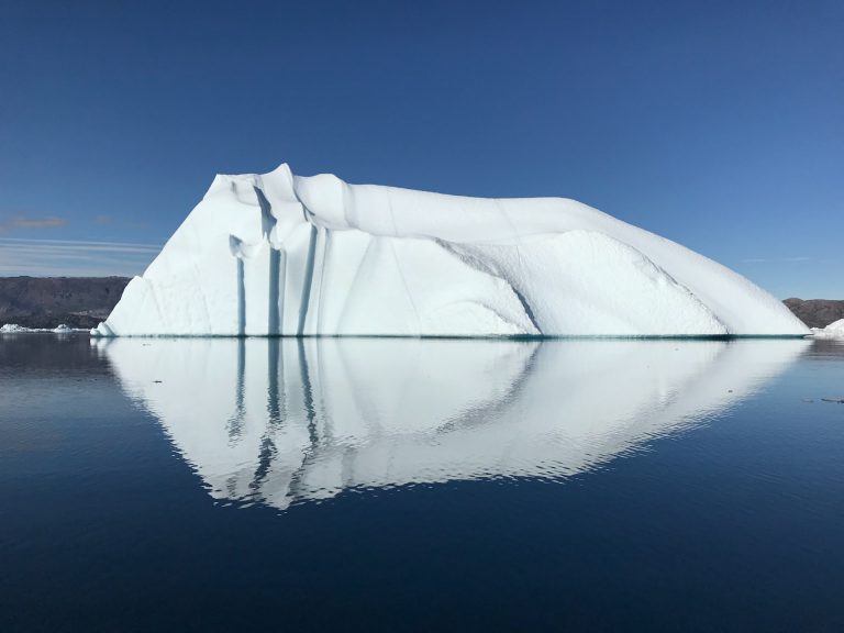 El iceberg más grande del mundo se desprende