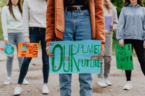¿Cómo pueden contribuir los jóvenes en la acción climática?