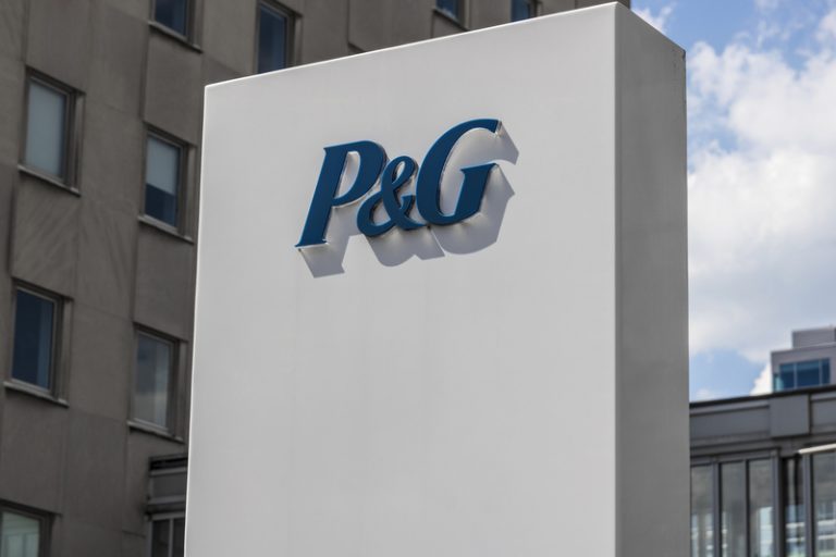 100,000 botellas de papel de P&G a prueba en 2022