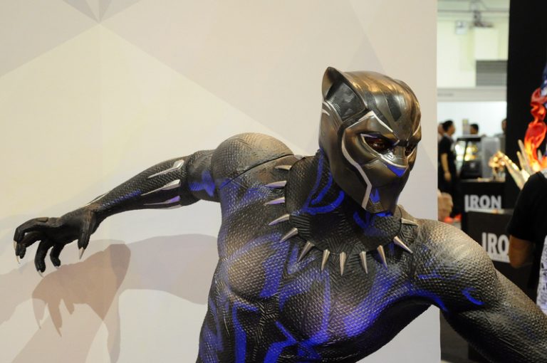Diseñador de vestuario de Black Panter diseña la mejor máscara anticovid