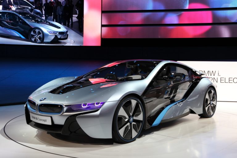 Eléctrico no es suficiente, BMW apuesta por vehículos más sostenibles