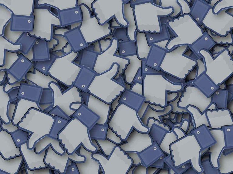 Facebook antepone ganancias a responsabilidad