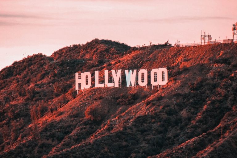 Armas en Hollywood: ¿incrementan riesgo de tiroteos?