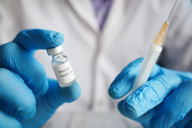 Aaron Rodgers deja de ser embajador de salud por no vacunarse