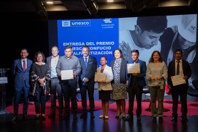 Premio UNESCO-Confucio de Alfabetización fundación gigante