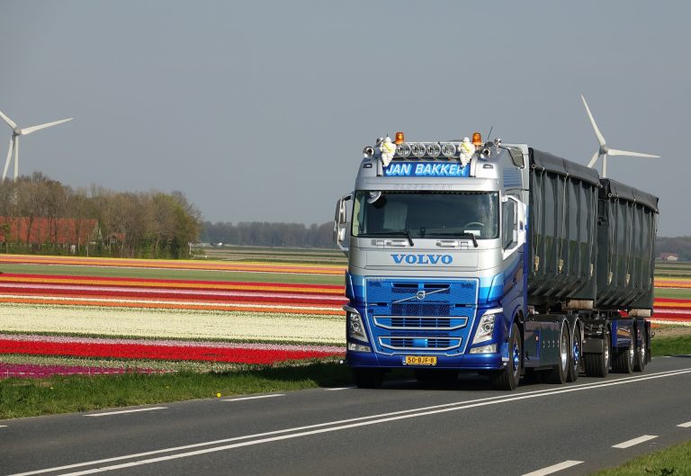 La empresa logística más grande de Europa recurre a Volvo para fabricar 25 camiones eléctricos más
