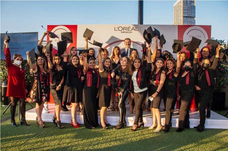 L’Oréal México suma 600 graduadas a su objetivo de 5 mil becadas del programa BxF 2024